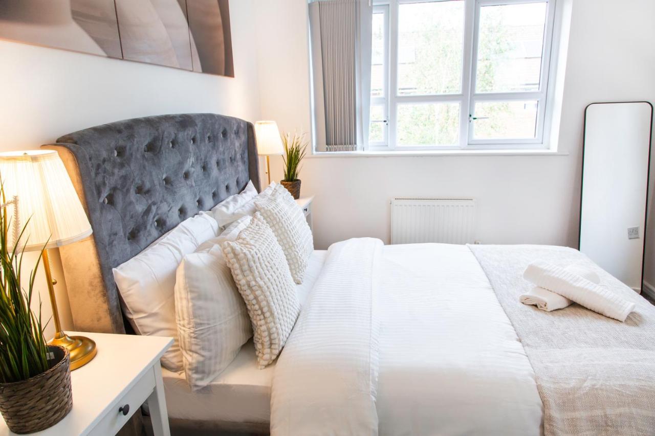 Cozy Townhouse In The Heart Of Greater Manchester Villa Eksteriør bilde